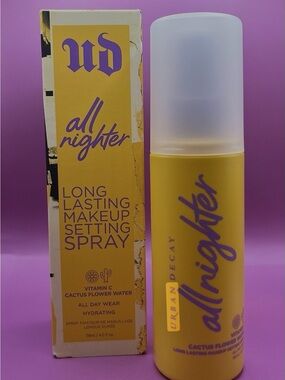 Urban Decay All Nighter Vitamin C Hydrating Setting Spray - 4.0 fl oz Brand New.